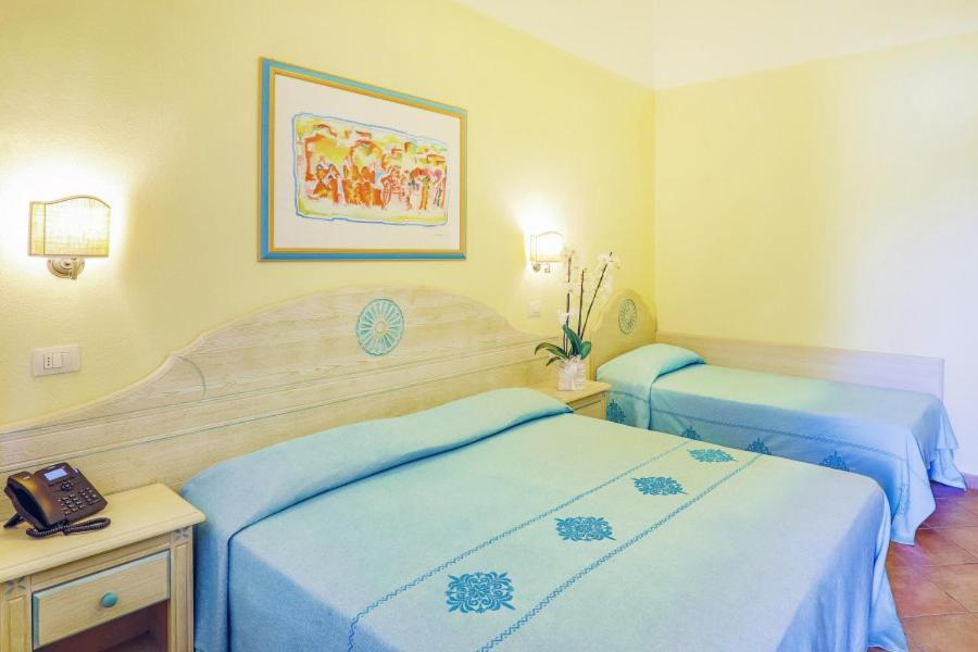 Отель Nicolaus Club Li Cucutti Agrustos Экстерьер фото